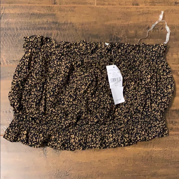 Crop top - Picture 1 of 3